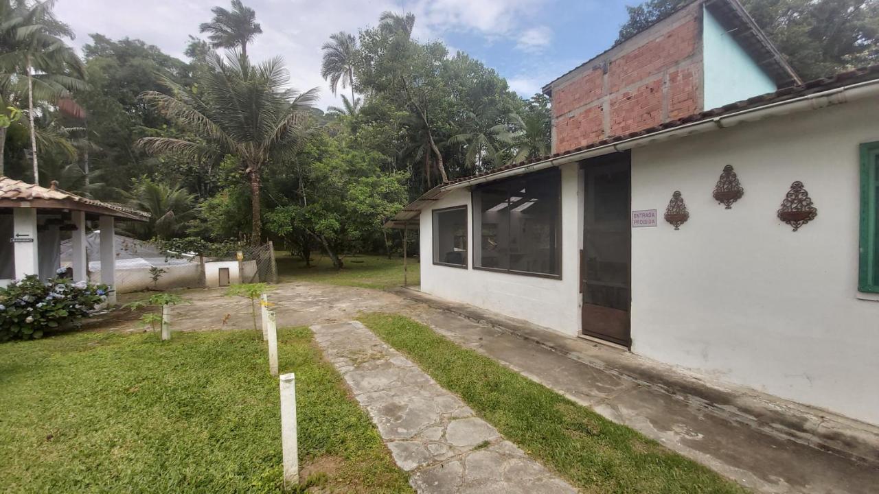 Chalé no Jardim ar condicionado Pereque Açú Ubatuba Exterior foto